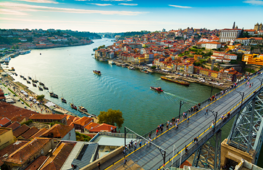 Porto wins “City of the Year” award At 2022 Food and Travel Reader Awards Porto wins “City of the Year” award At 2022 Food and Travel Reader Awards