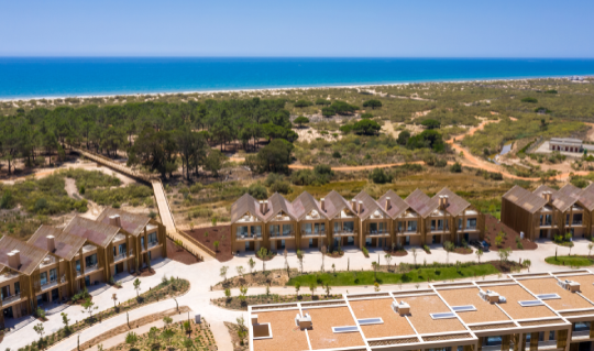  A Resort that’s just 500m from sea!